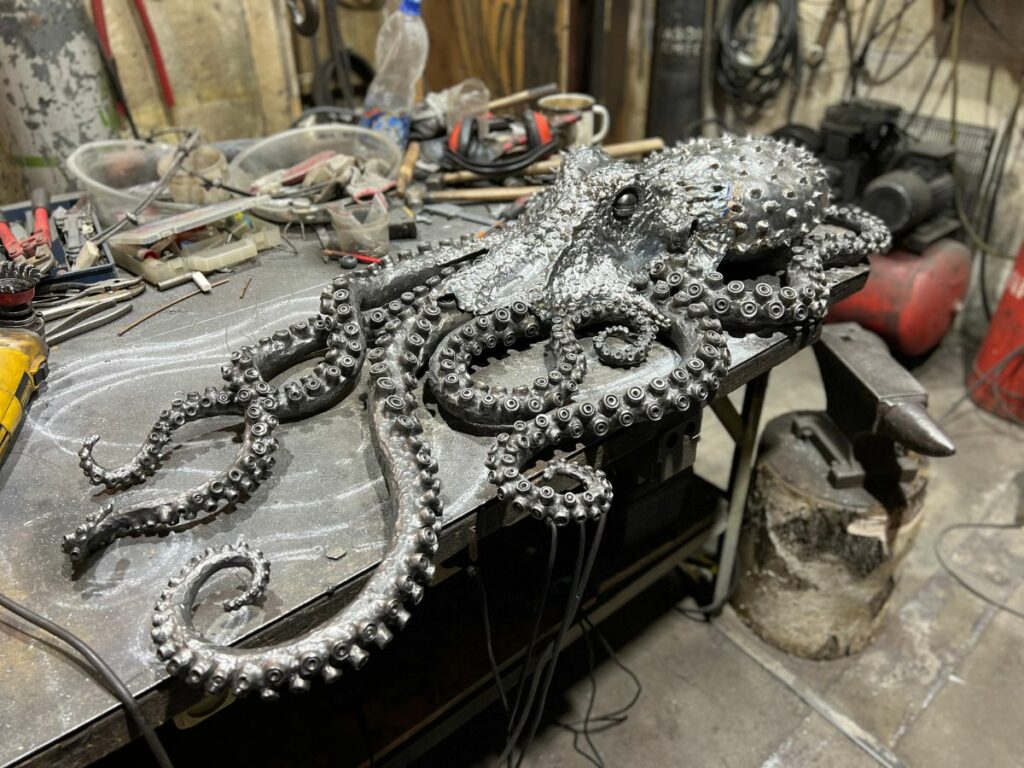 Welding octopus together Oleg Turkovskiy