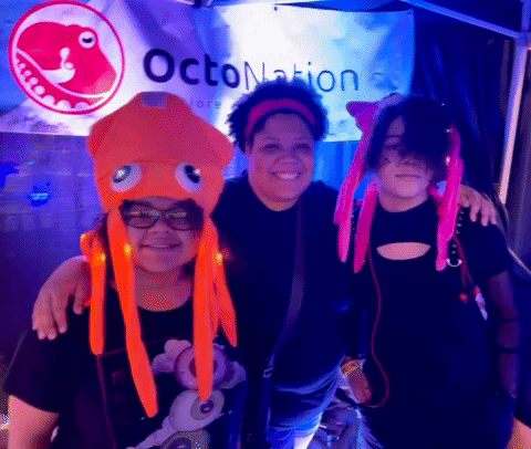 OctoNation Fans at Reef-A-Palooza event octopus fan club